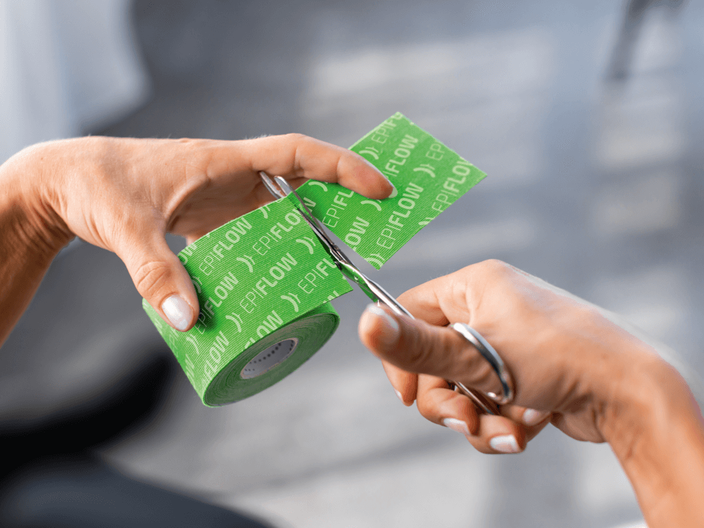 SISSEL® EPIFLOW Kinesiology Tape schneiden