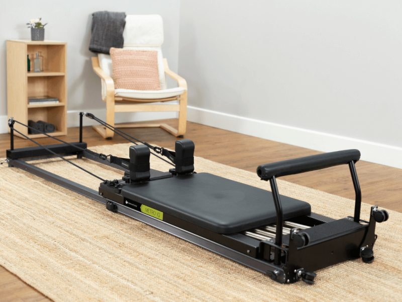 Metro IQ Reformer mit library Wheels